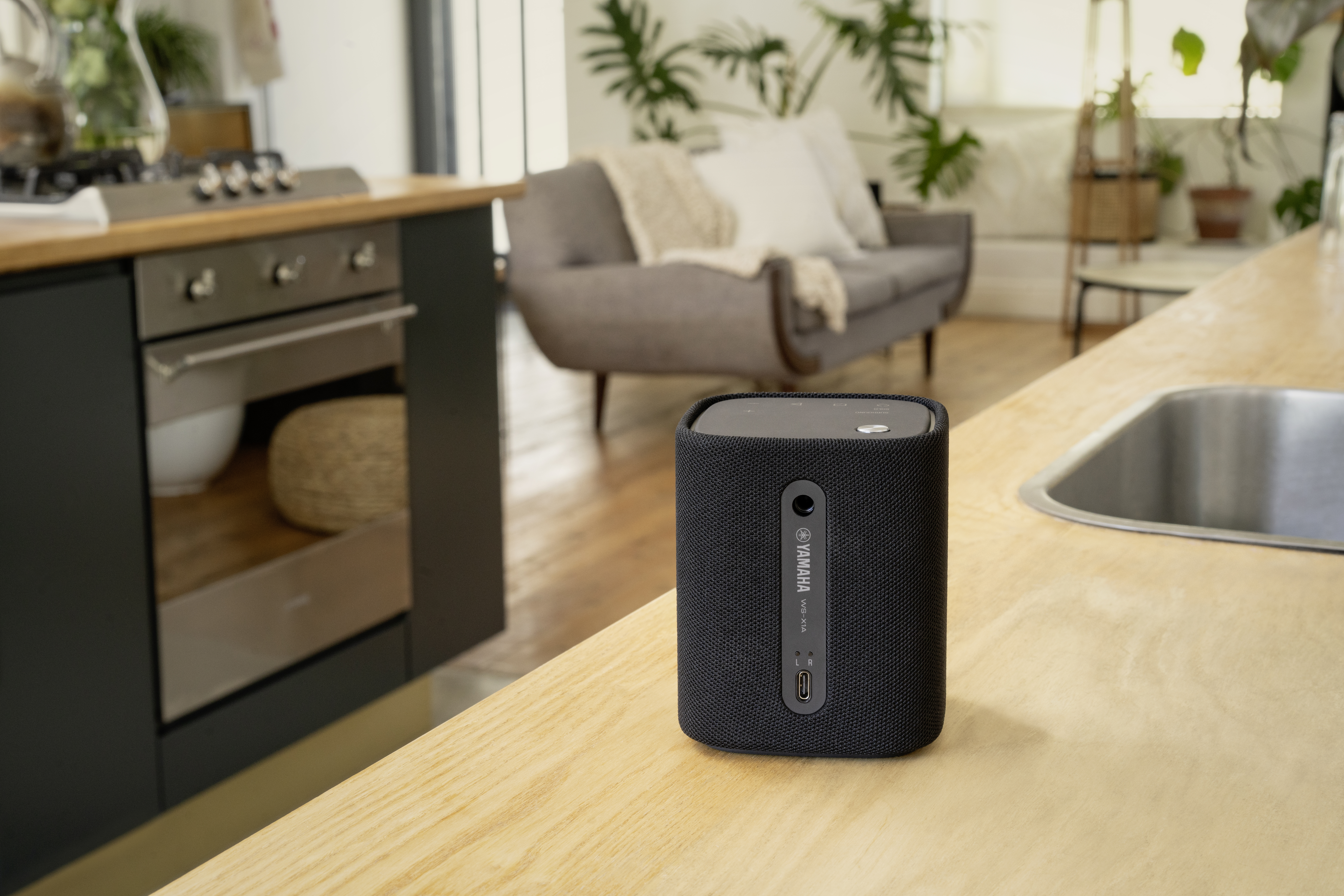 Yamaha TRUE X 50 - Living Room 2